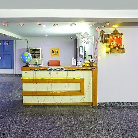 Fabhotel White House Bnb - Nr Yashobhoomi Convention Centre Delhi  Exteriör bild